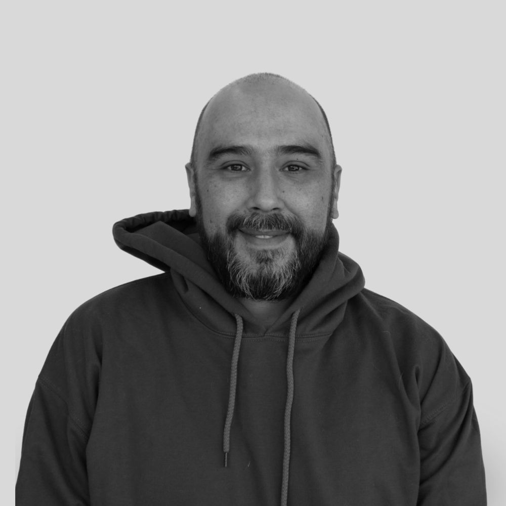 Camilo Cáceres - Guitarra Camilo Cáceres – Guitarra