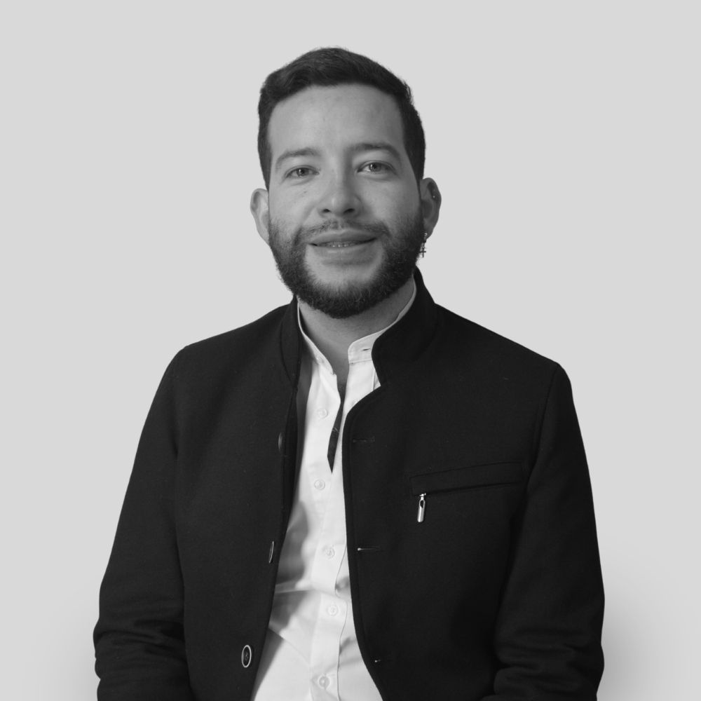 Iván Garzón – Percusión